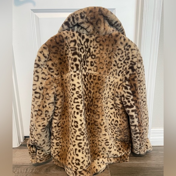 Urban Republic Faux Fur Coat - Picture 8 of 11